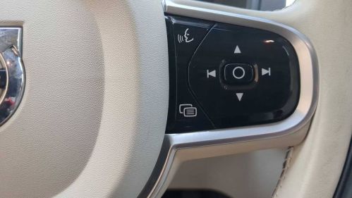2022 Volvo XC90 - Images - 26