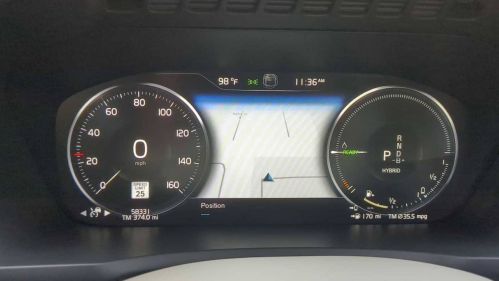 2022 Volvo XC90 - Images - 33