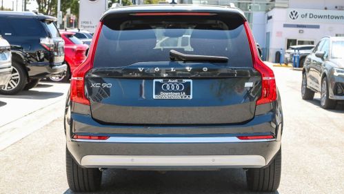 2022 Volvo XC90 - Images - 7