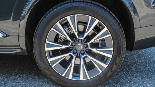 2022 Volvo XC90 - Images - 10
