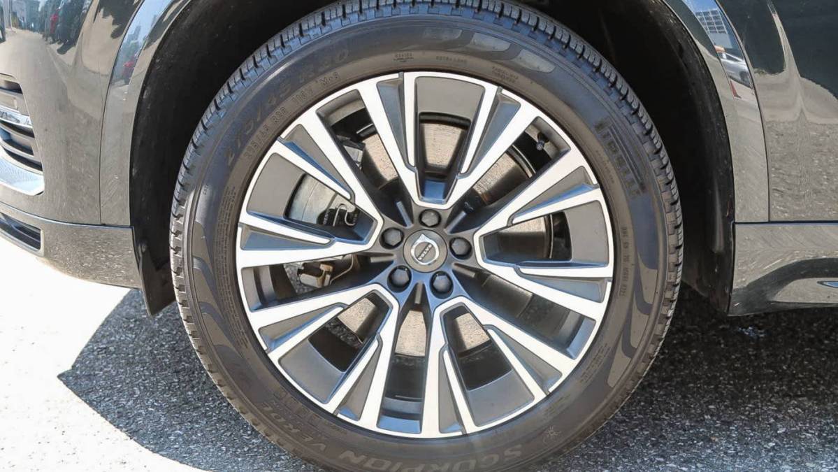 2022 Volvo XC90 - Images - 11