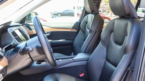 2022 Volvo XC90 - Images - 18