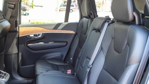 2022 Volvo XC90 - Images - 19