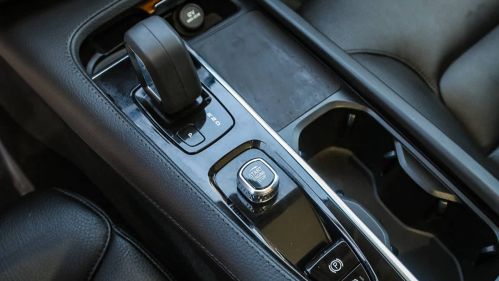 2022 Volvo XC90 - Images - 20