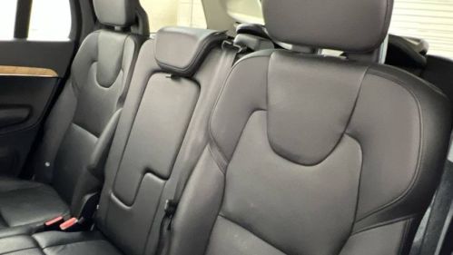 2022 Volvo XC90 - Images - 25