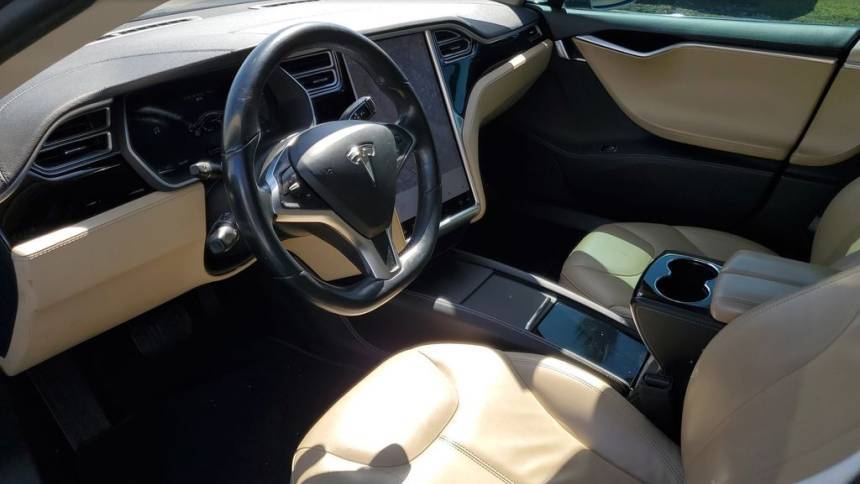 2014 Tesla Model S 5YJSA1H17EFP44339