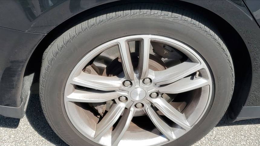 2014 Tesla Model S 5YJSA1H17EFP44339