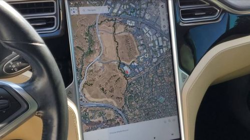 2014 Tesla Model S 5YJSA1H17EFP44339