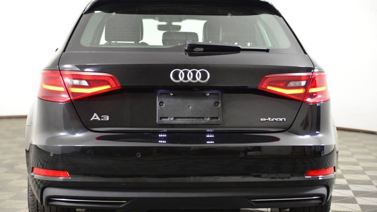 2016 Audi A3 Sportback e-tron - Images - 4