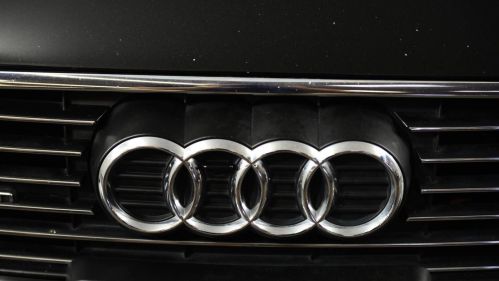 2016 Audi A3 Sportback e-tron - Images - 8