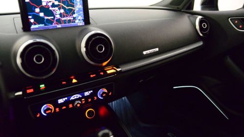 2016 Audi A3 Sportback e-tron - Images - 28