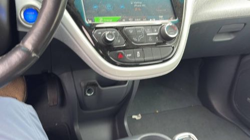 2020 Chevrolet Bolt - Images - 11