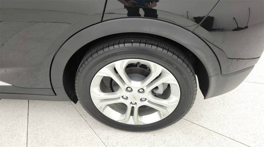 2019 Chevrolet Bolt - Images - 30