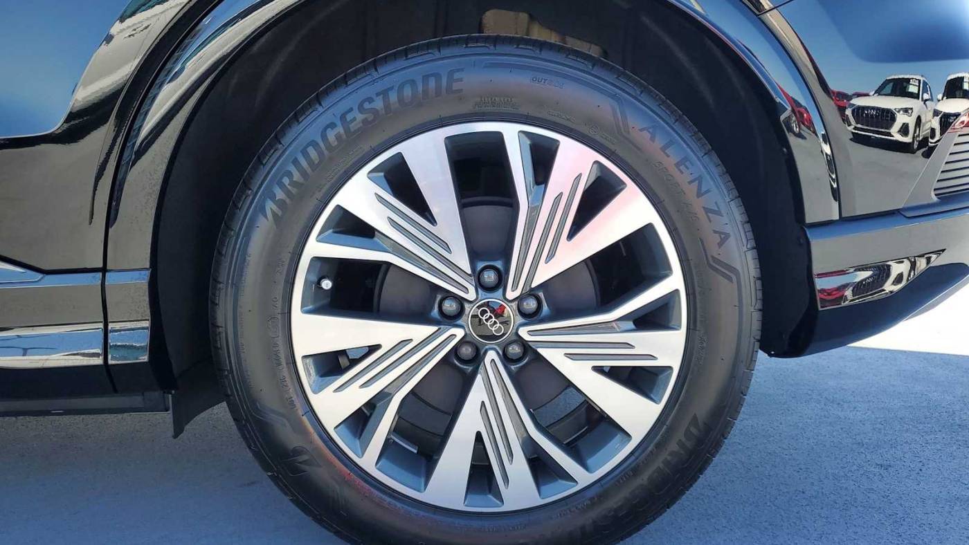 2025 Audi Q4 e-tron WA1B5BFZ3SP043439
