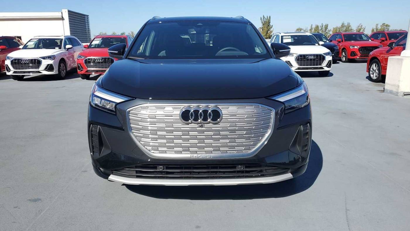 2025 Audi Q4 e-tron WA1B5BFZ3SP043439