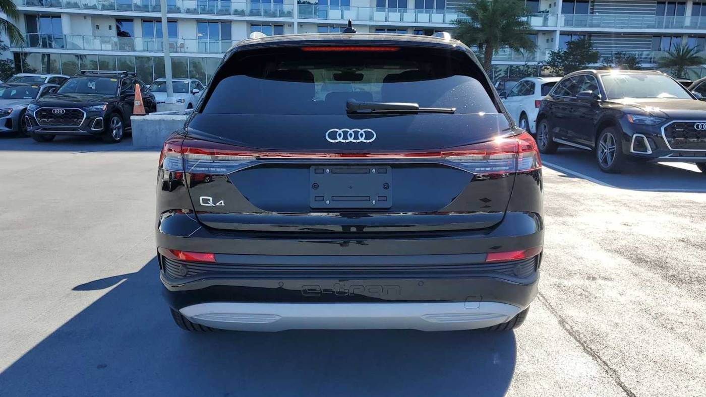 2025 Audi Q4 e-tron WA1B5BFZ3SP043439