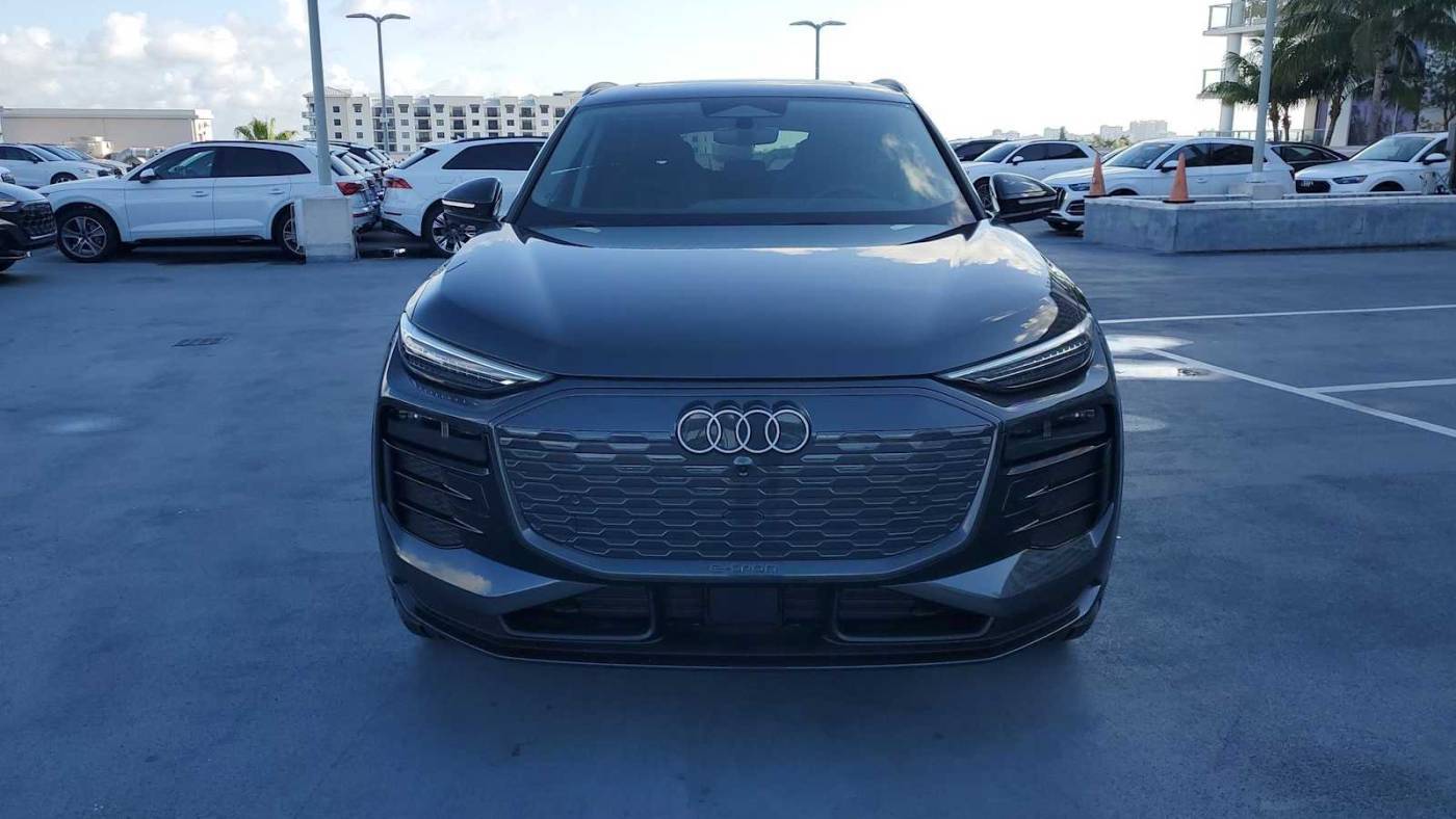 2025 Audi Q6 e-tron WA124BGF7SA017601
