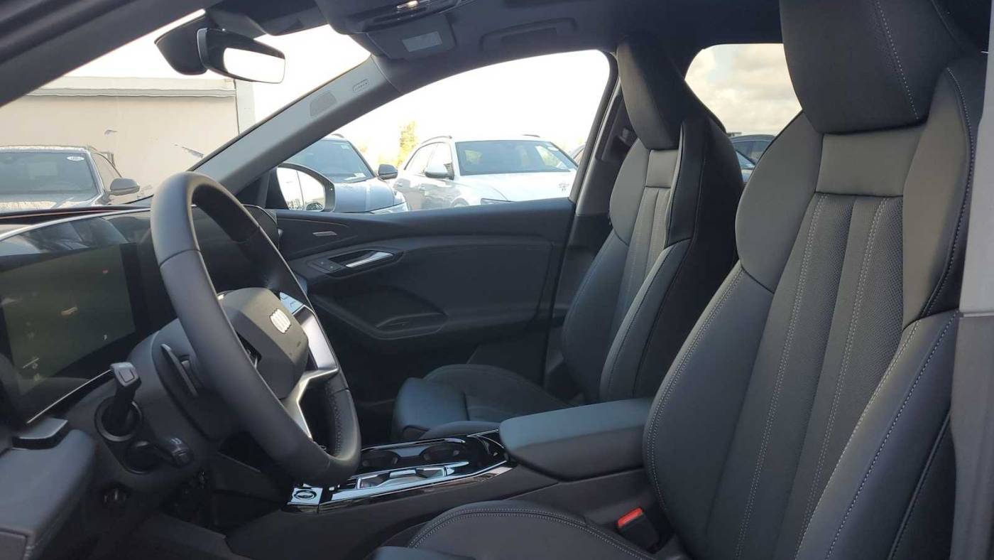 2025 Audi Q6 e-tron WA124BGF7SA017601