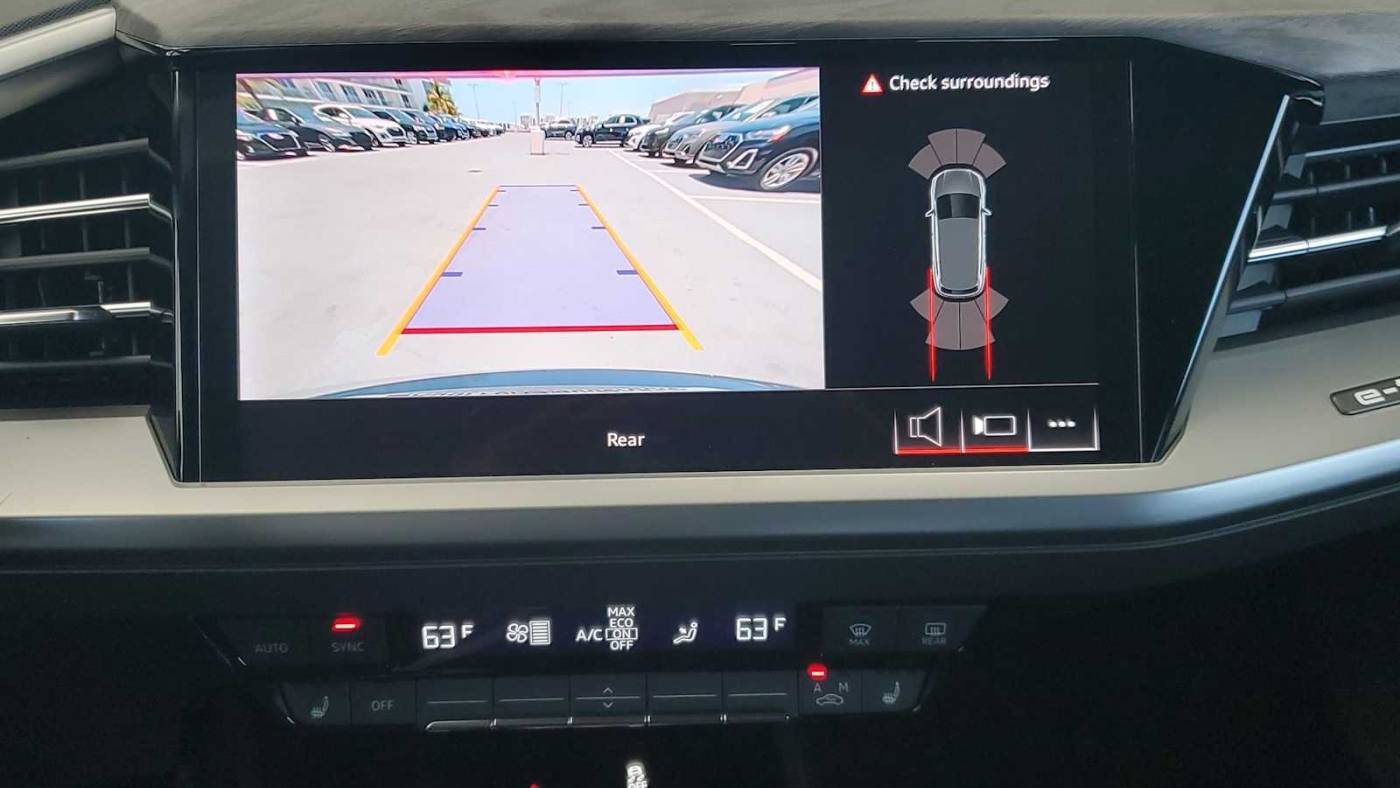 2025 Audi Q4 e-tron WA1LUBFZ8SP045081