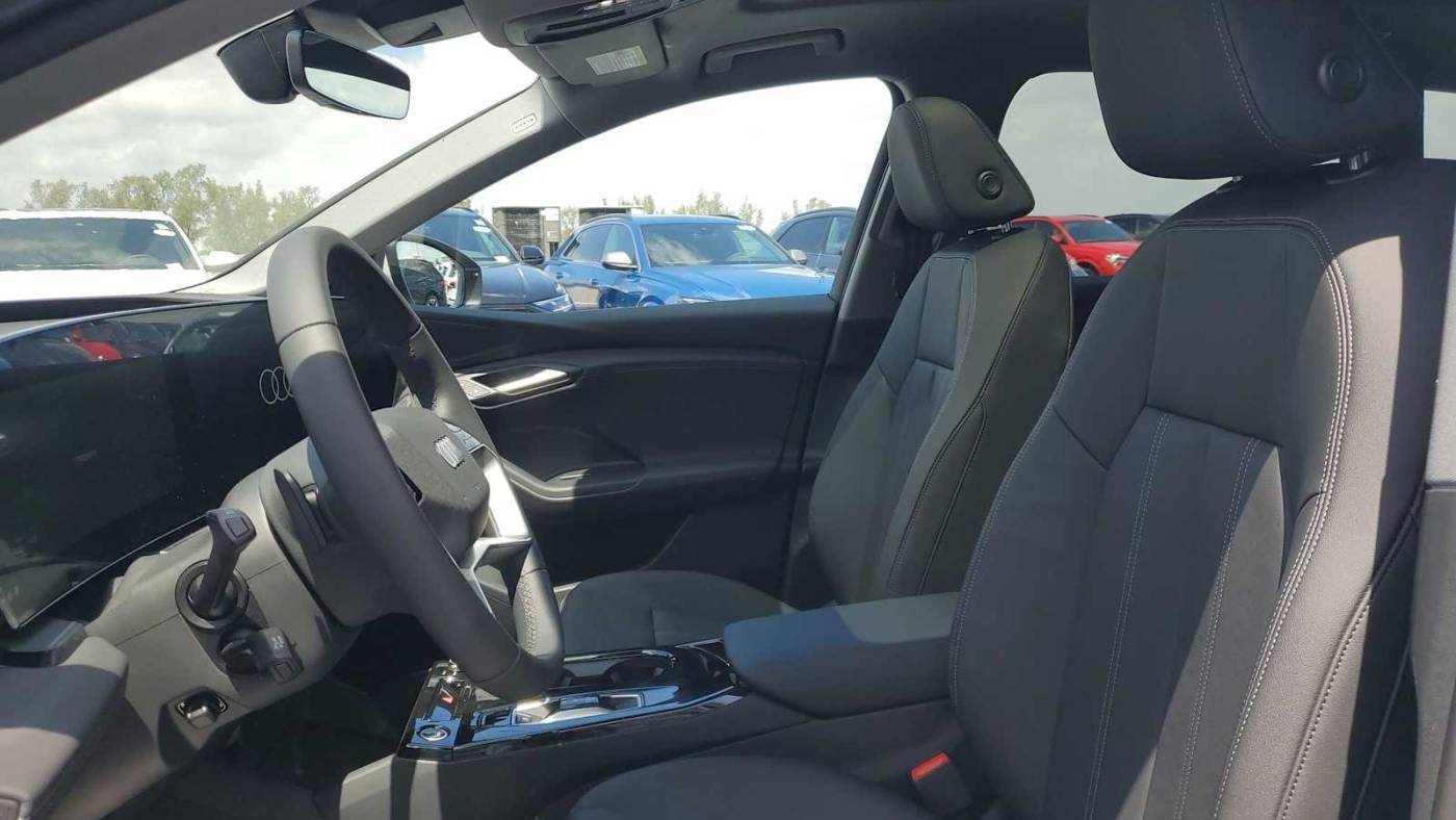 2025 Audi Q6 e-tron WA114BGF0SA032212