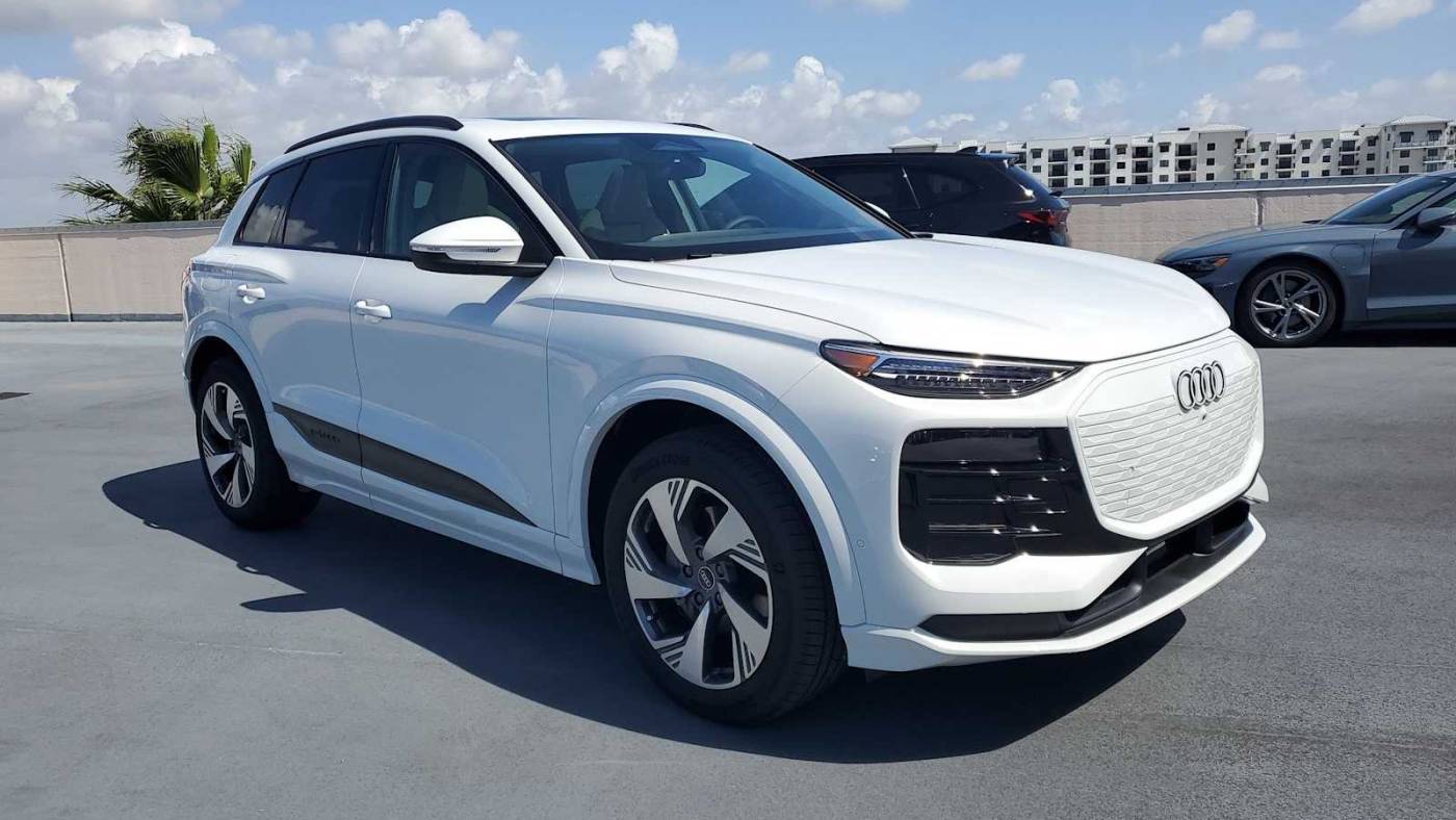 2025 Audi Q6 e-tron WA124BGF0SA025443