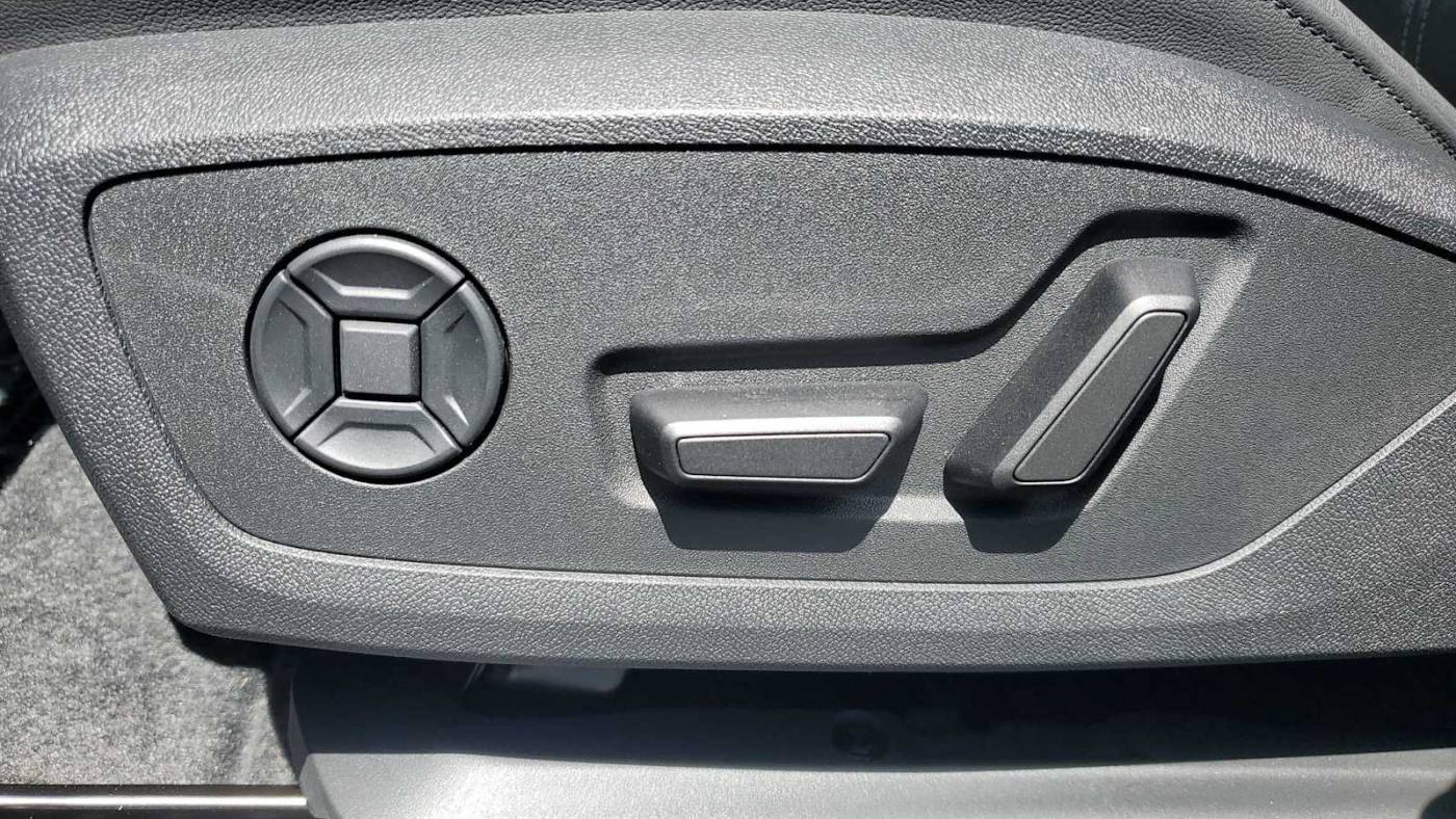 2025 Audi Q6 e-tron WA114BGF0SA032212