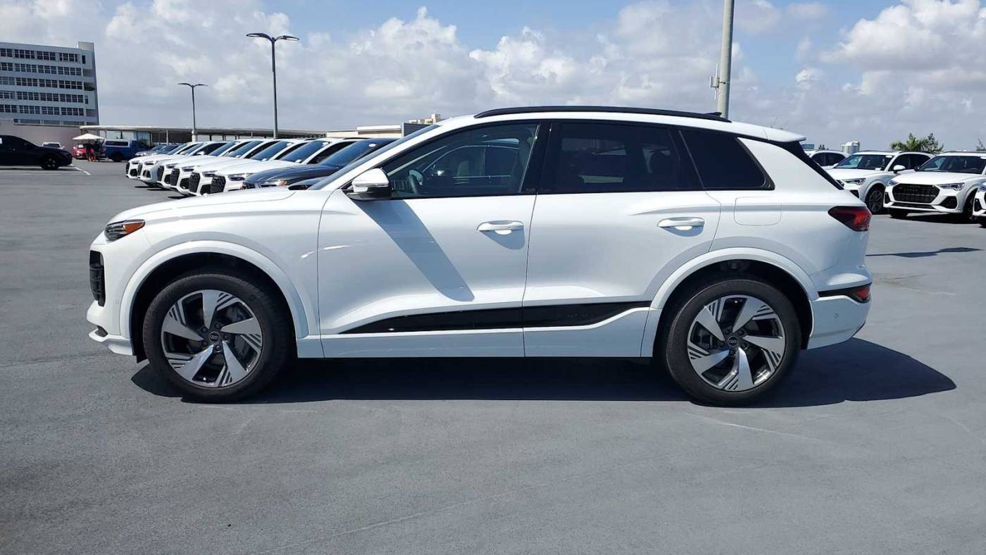 2025 Audi Q6 e-tron WA124BGF0SA025443