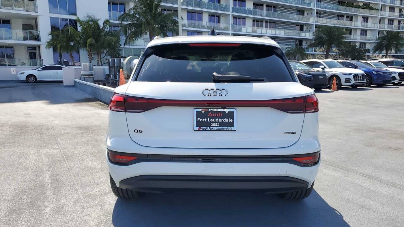 2025 Audi Q6 e-tron WA124BGF0SA025443