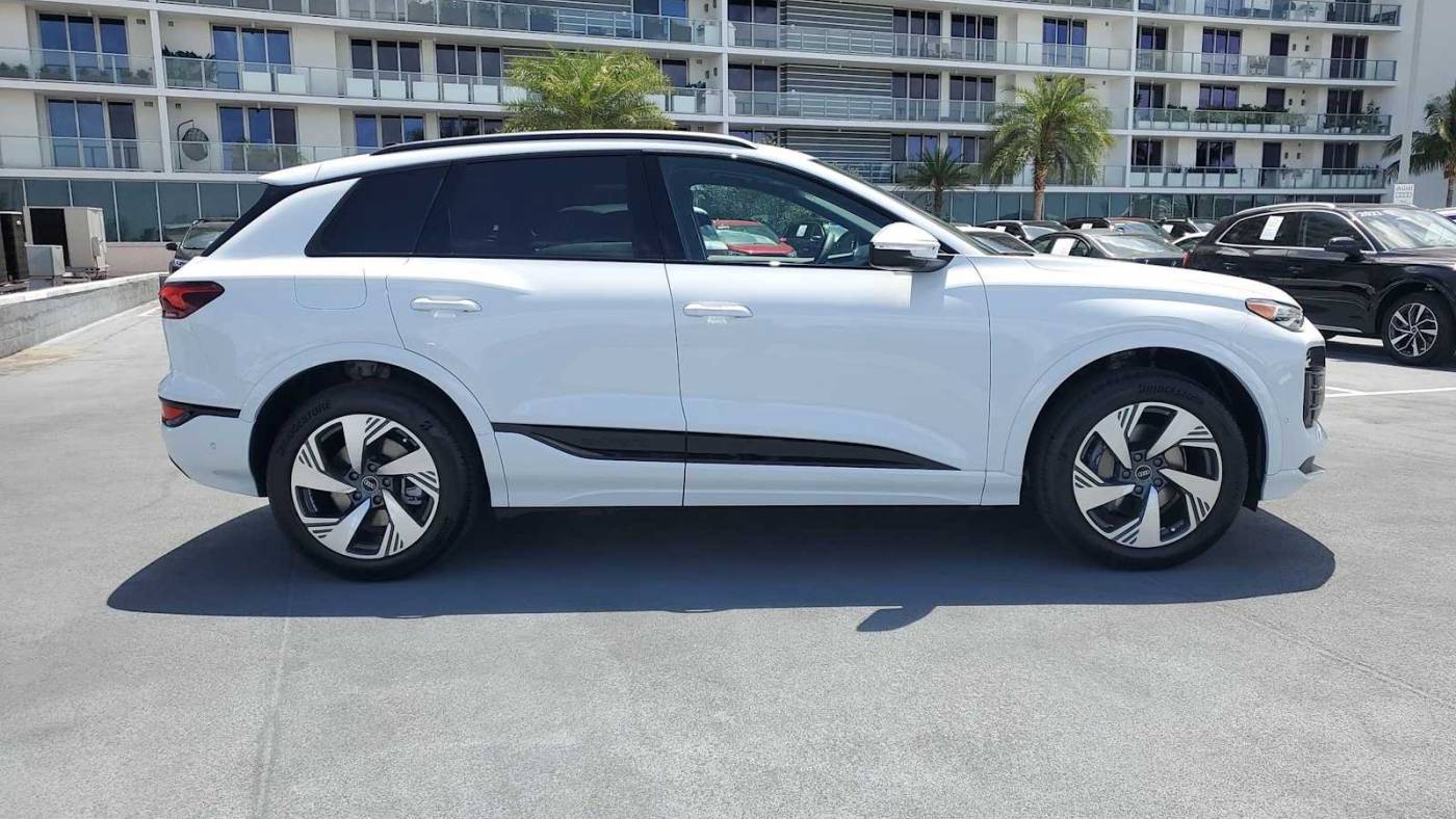 2025 Audi Q6 e-tron WA114BGF0SA032212