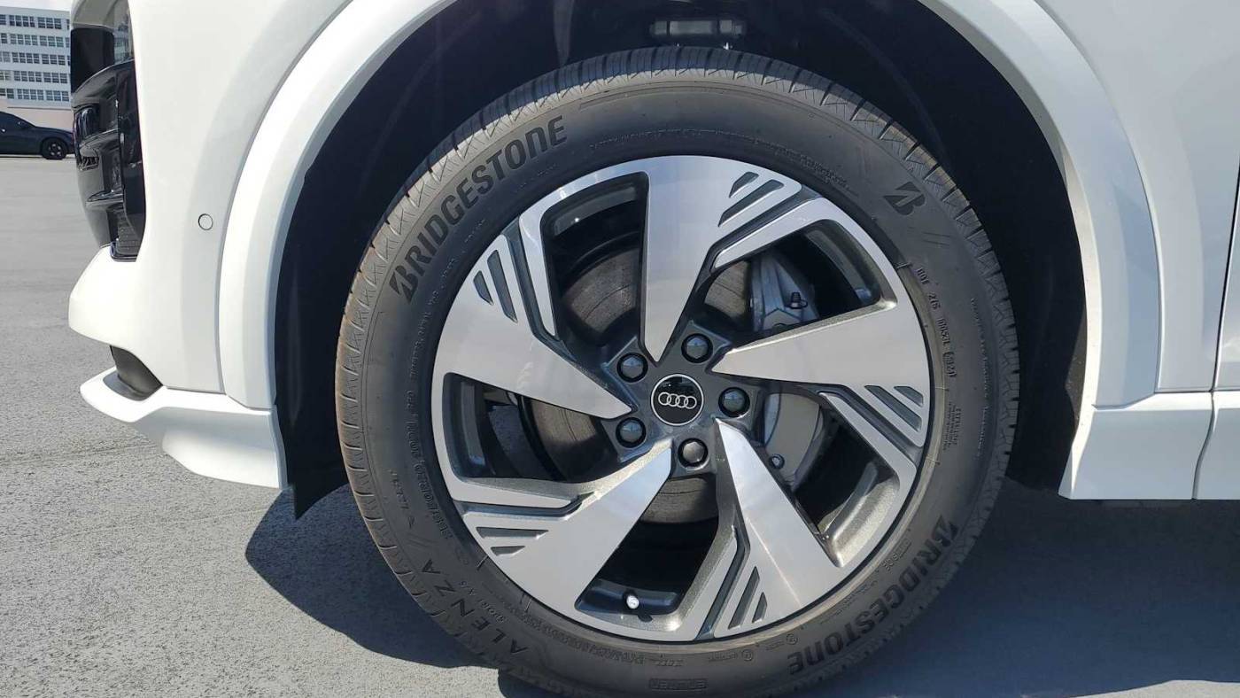 2025 Audi Q6 e-tron WA124BGF0SA025443