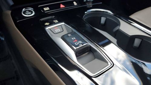 2025 Audi Q6 e-tron WA114BGFXSA018687