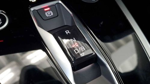 2025 Audi Q4 e-tron WA1LUBFZ8SP045081
