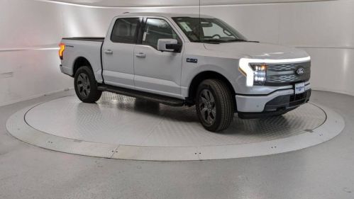 2025 Ford F-150 Lightning - Images - 1
