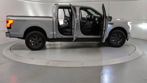 2025 Ford F-150 Lightning - Images - 8