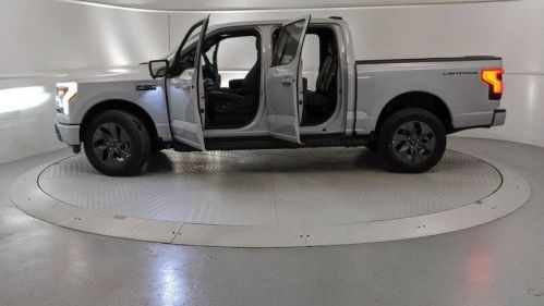 2025 Ford F-150 Lightning - Images - 11