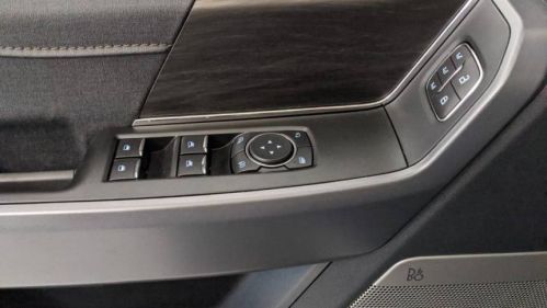 2025 Ford F-150 Lightning - Images - 21