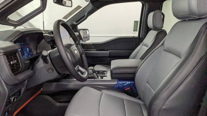 2025 Ford F-150 Lightning - Images - 22