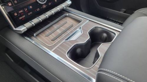 2025 GMC Sierra EV - Images - 19
