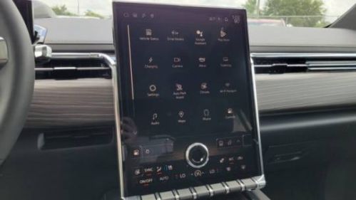 2025 GMC Sierra EV - Images - 20