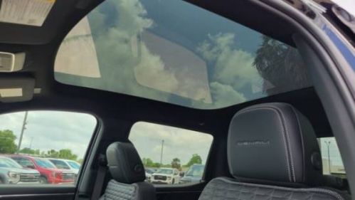2025 GMC Sierra EV - Images - 27