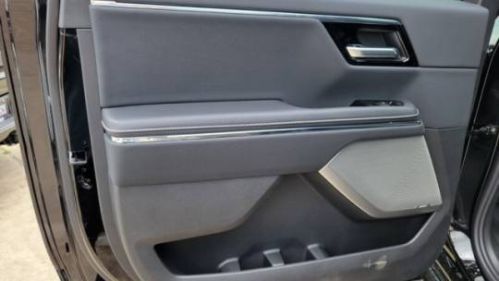 2025 GMC Sierra EV - Images - 32