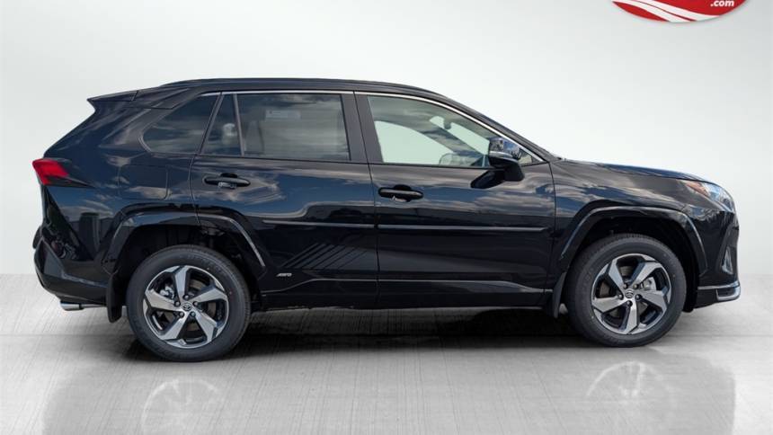 2025 Toyota RAV4 Plug-In Hybrid - Images - 4