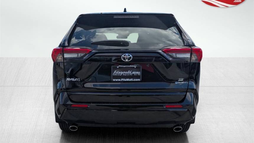 2025 Toyota RAV4 Plug-In Hybrid - Images - 8