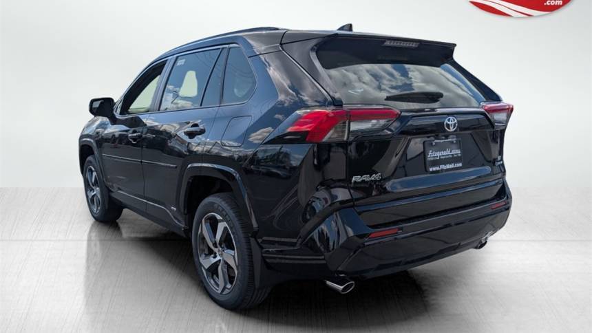 2025 Toyota RAV4 Plug-In Hybrid - Images - 11