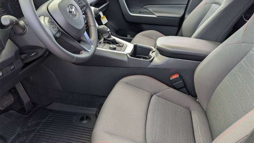2025 Toyota RAV4 Plug-In Hybrid - Images - 13