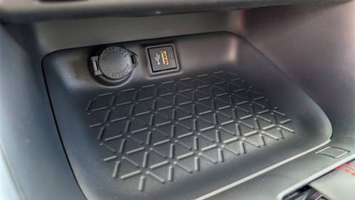 2025 Toyota RAV4 Plug-In Hybrid - Images - 20