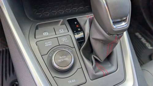 2025 Toyota RAV4 Plug-In Hybrid - Images - 22