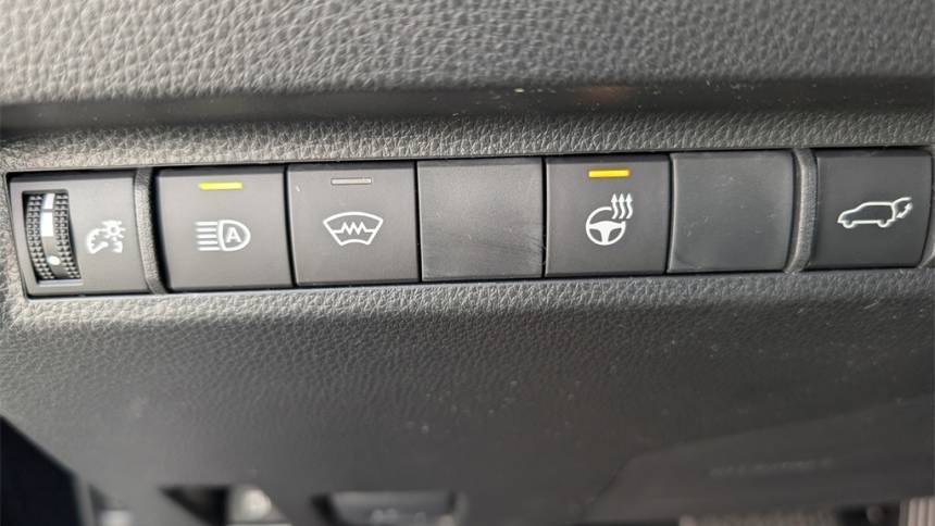 2025 Toyota RAV4 Plug-In Hybrid - Images - 26