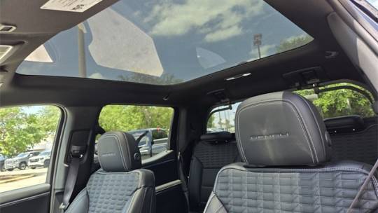 2025 GMC Sierra EV - Images - 19
