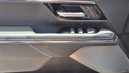 2025 GMC Sierra EV - Images - 20